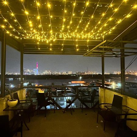Huyen Apartment Хошимин Екстериор снимка