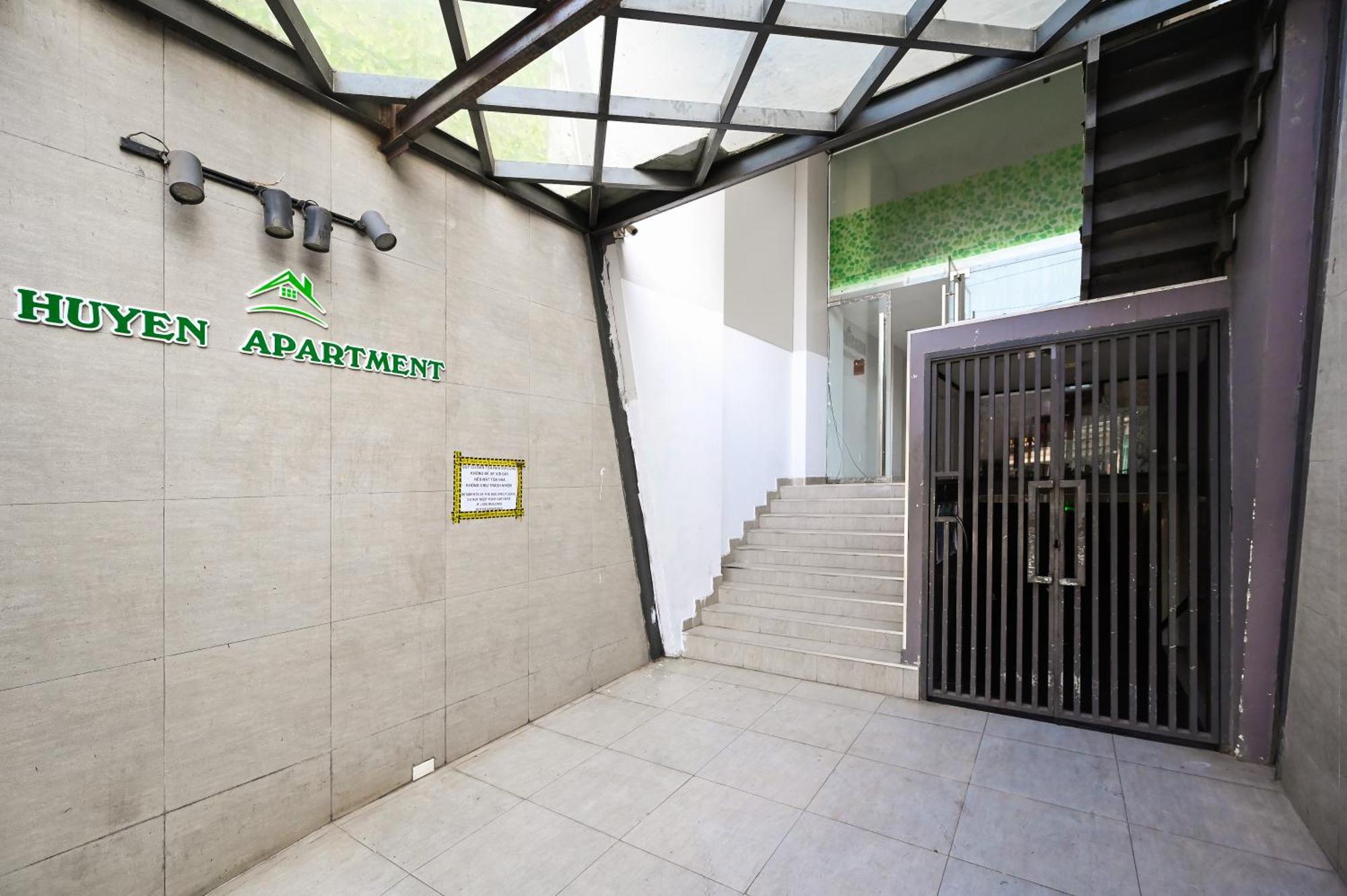 Huyen Apartment Хошимин Екстериор снимка